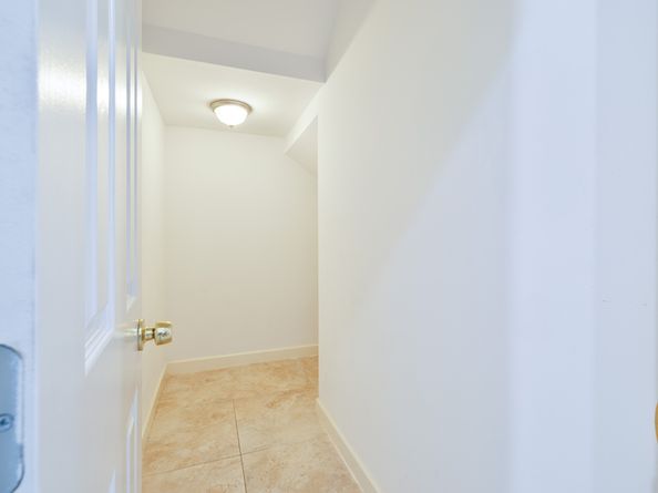 4720 Post Oak Timber 23, Houston TX 77056