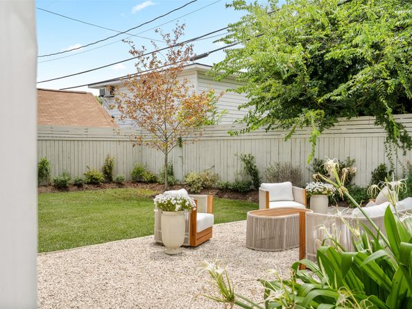 6414 Pinehurst Drive, Houston TX 77023