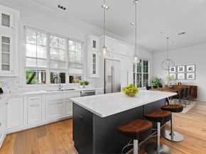 1304 Castle Court A, Houston TX 77006