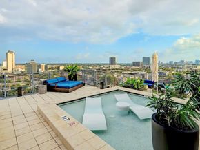 2000 Bagby Street 9420, Houston TX 77002