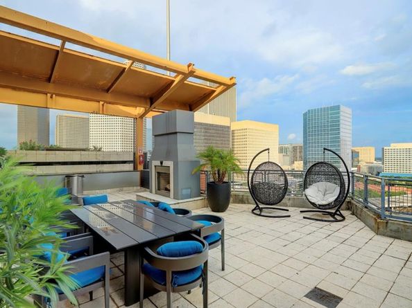 2000 Bagby Street 9420, Houston TX 77002