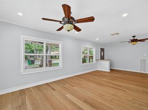 1609 Cheshire Lane, Houston TX 77018