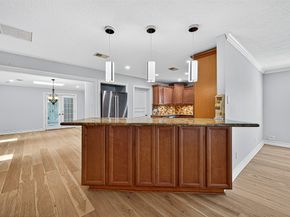 1609 Cheshire Lane, Houston TX 77018