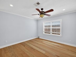 1609 Cheshire Lane, Houston TX 77018