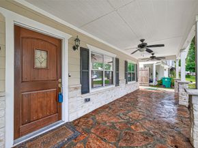 1609 Cheshire Lane, Houston TX 77018