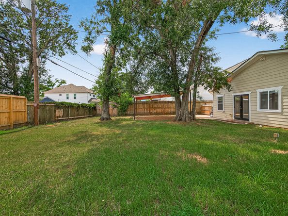 1609 Cheshire Lane, Houston TX 77018