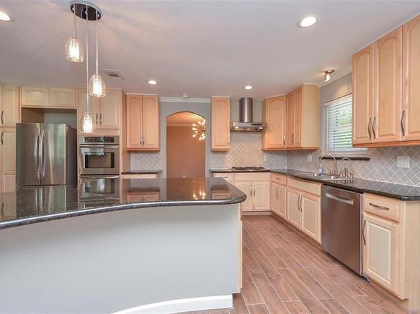 4914 Glenmeadow Drive, Houston TX 77096