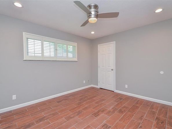 4914 Glenmeadow Drive, Houston TX 77096