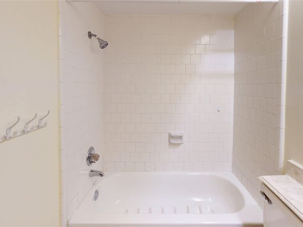 3330 Lake Stream Drive, Houston TX 77339