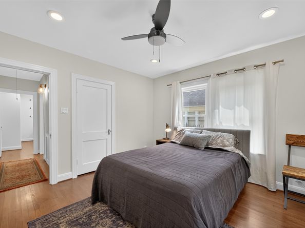 4215 Dallas Street, Houston TX 77023