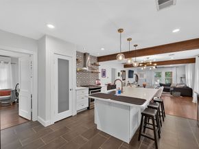 4215 Dallas Street, Houston TX 77023