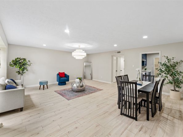 9425 Fondren Road, Houston TX 77074