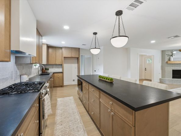 12431 Shepherds Ridge Drive, Houston TX 77077