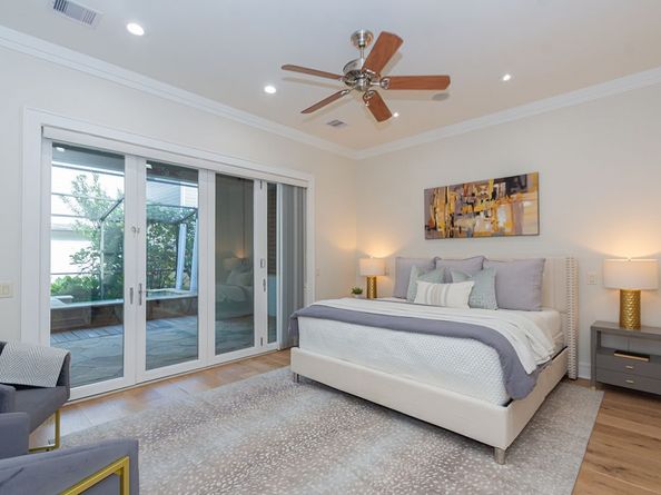 1024 Waverly Street, Houston TX 77008