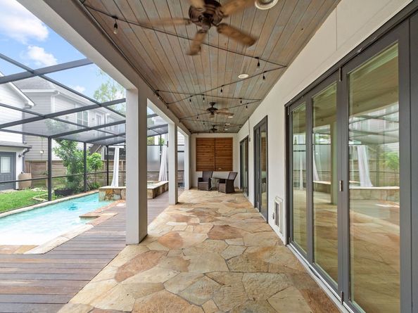 1024 Waverly Street, Houston TX 77008