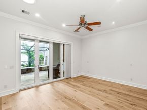 1024 Waverly Street, Houston TX 77008