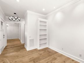 1024 Waverly Street, Houston TX 77008