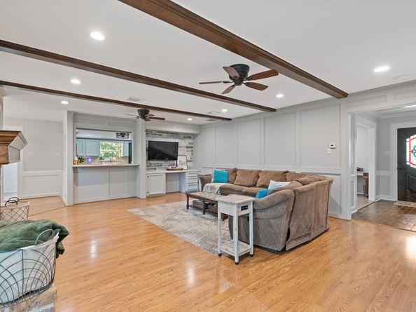 11731 Glenway Drive, Houston TX 77070