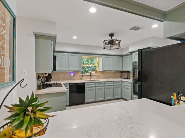 11731 Glenway Drive, Houston TX 77070