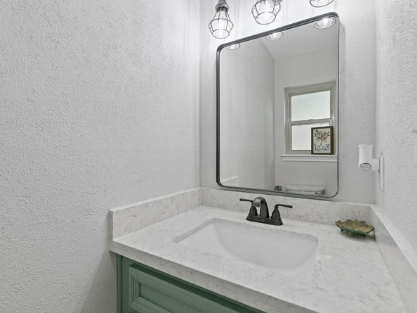11731 Glenway Drive, Houston TX 77070