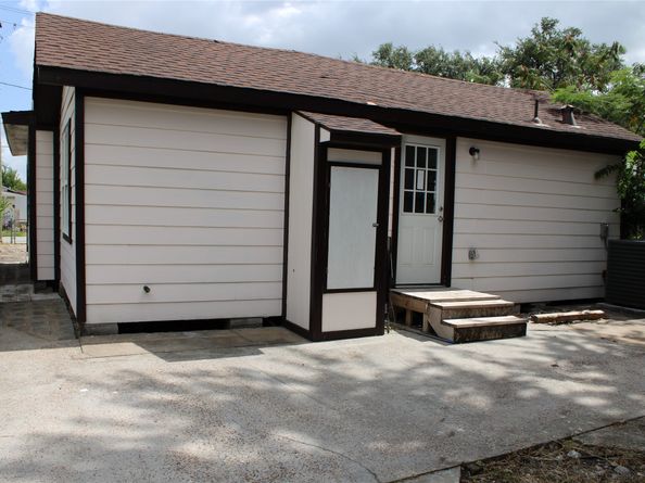 7120 Avenue O, Houston TX 77011