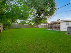 918 Gilpin Street, Houston TX 77034