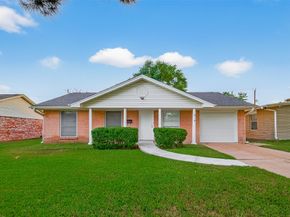 918 Gilpin Street, Houston TX 77034
