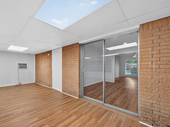 918 Gilpin Street, Houston TX 77034