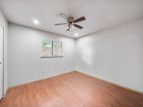 7326 El Cresta, Houston TX 77083