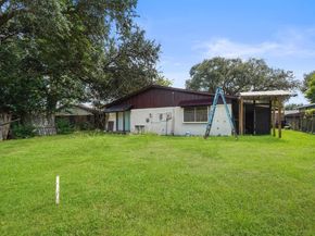 7326 El Cresta, Houston TX 77083
