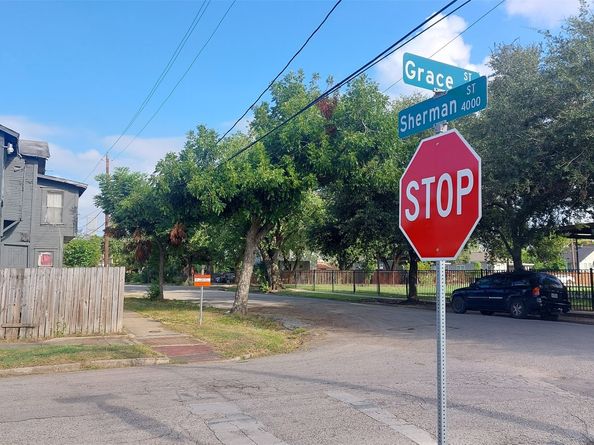 202 Grace Street 4, Houston TX 77003