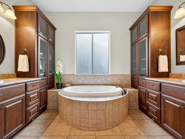 17514 Raven Canyon Lane, Houston TX 77095