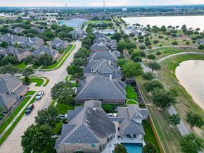 17514 Raven Canyon Lane, Houston TX 77095