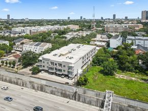 4509 Mount Vernon Street 9, Houston TX 77006