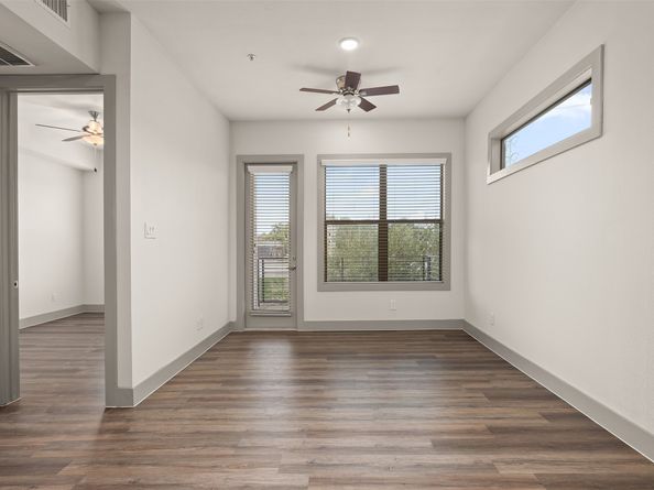 4509 Mount Vernon Street 9, Houston TX 77006