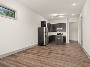 4509 Mount Vernon Street 9, Houston TX 77006