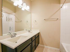 7830 Bosphorus Street, Houston TX 77044