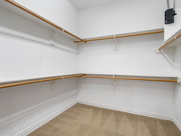 187 E Lansdowne Circle, The Woodlands TX 77382