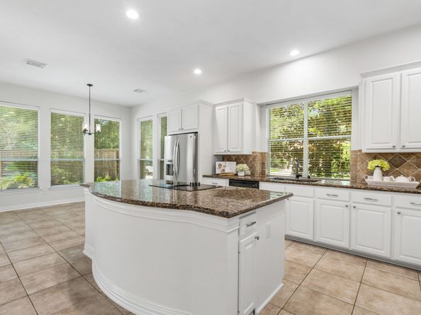 187 E Lansdowne Circle, The Woodlands TX 77382