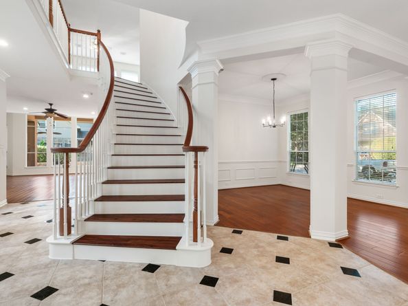 187 E Lansdowne Circle, The Woodlands TX 77382