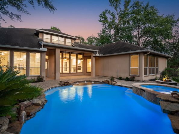187 E Lansdowne Circle, The Woodlands TX 77382