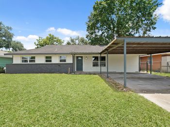 6826 Kingsway Drive