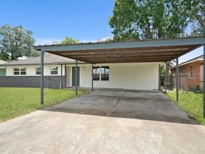 6826 Kingsway Drive, Houston TX 77087