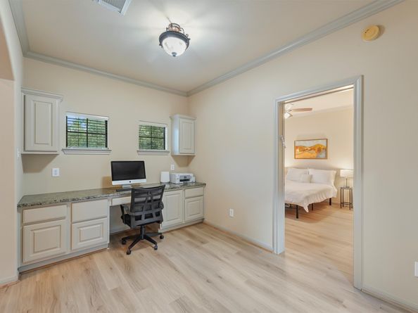 82 Mill Point Place, The Woodlands TX 77380