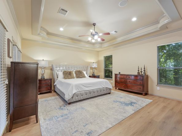 82 Mill Point Place, The Woodlands TX 77380