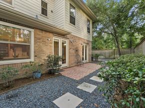 82 Mill Point Place, The Woodlands TX 77380