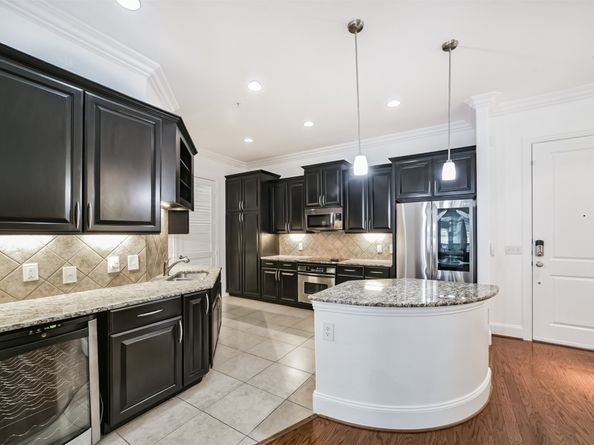 2120 Kipling Street 301, Houston TX 77098