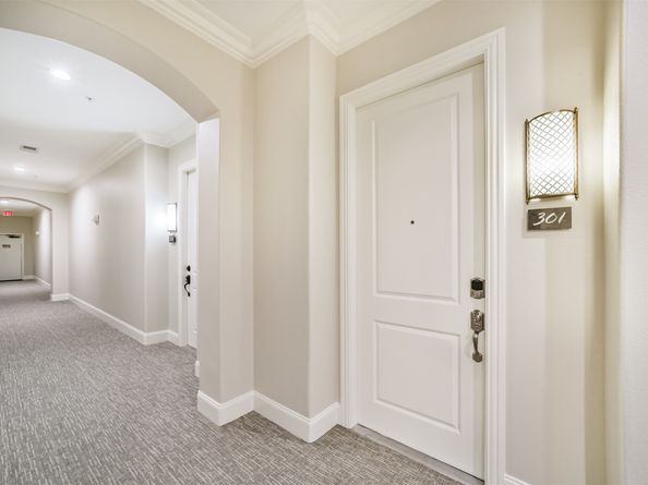 2120 Kipling Street 301, Houston TX 77098