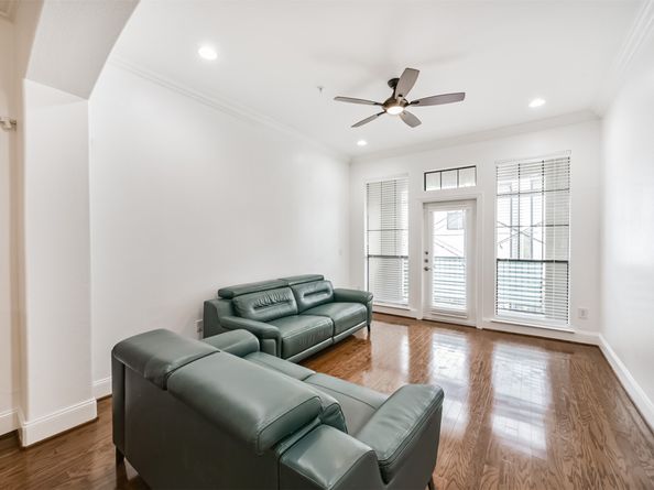 2120 Kipling Street 301, Houston TX 77098