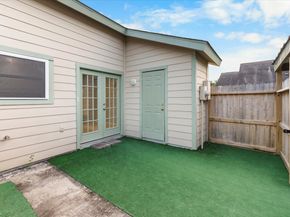 2071 Country Village Boulevard C, Humble TX 77338